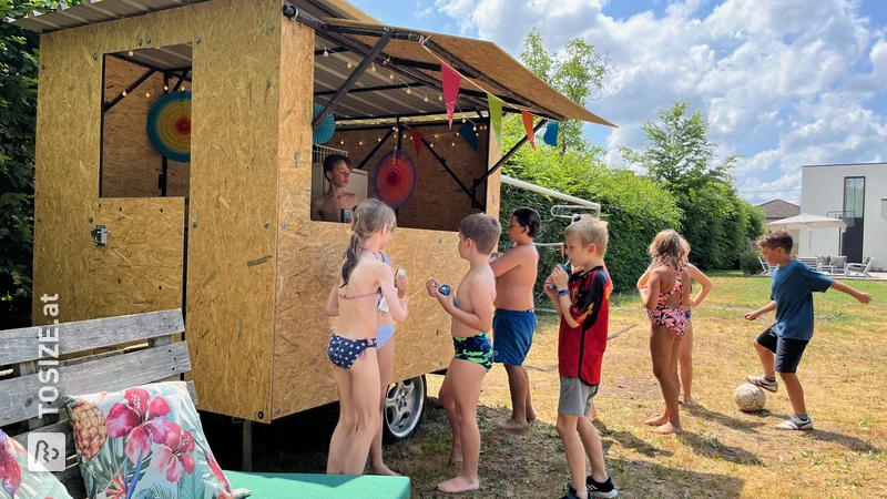 Homemade bar for the OSB garden, by Joris and Warre