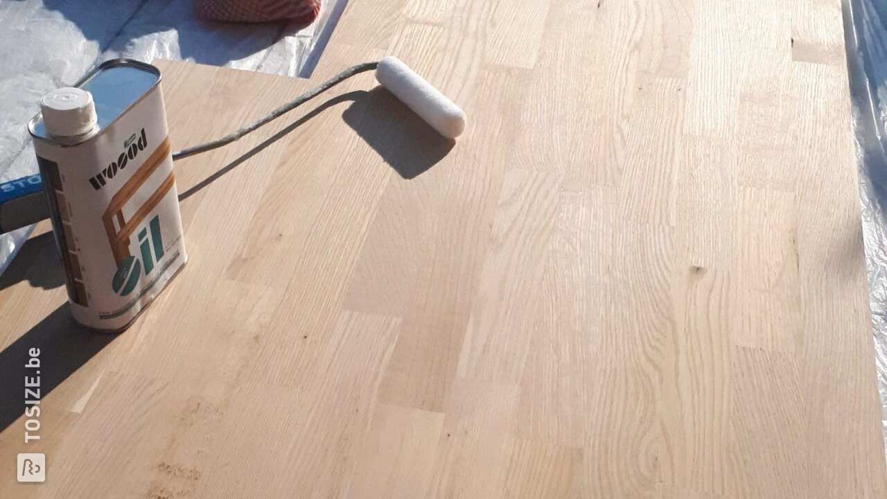 Praktische keuken uitbreiding: een bartafel op maat maken, door Tommy