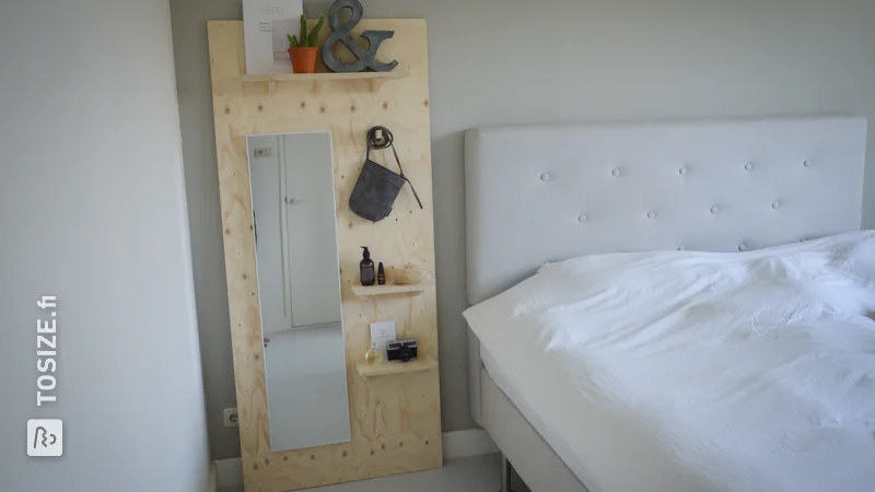 DIY make your own wall shelf from Underlayment Fins Vuren, by handyman expert Ivonne