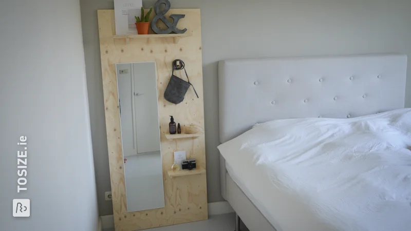DIY make your own wall shelf from Underlayment Fins Vuren, by handyman expert Ivonne