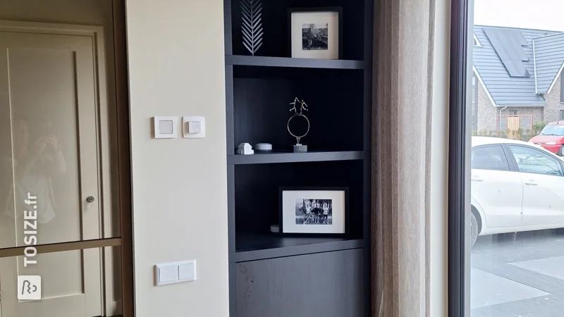Custom furniture, cupboard in alcove in living room, by Ageeth