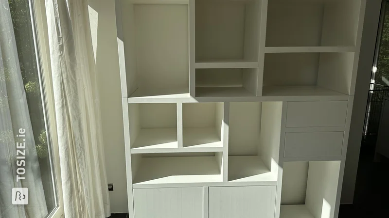 40 mm pine carpentry panel custom-made cabinet, by René
