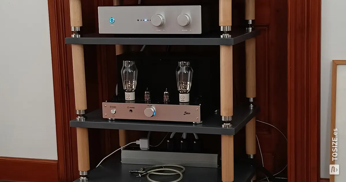 Un rack HIFI hecho a medida con MDF aserrado | TOSIZE.es