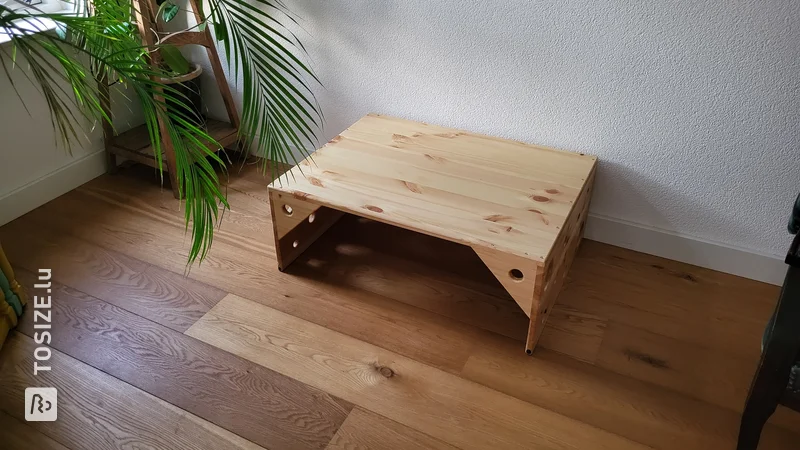 A pine top for a sit-stand desk and children's table, by Koen