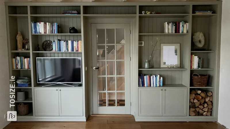 Ensuite built-in wardrobe in an old dike house, by Jacco