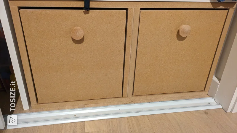 3 cassettiere e una cassetta degli attrezzi in MDF naturale tagliato, di Bastien