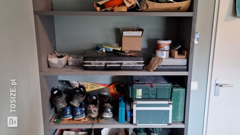 Homemade cupboard for tools from custom sawn pine carpentry panel, by Roelof