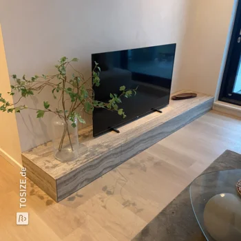 Unique TV cabinet with your own tile: A stylish cabinet, by Lau