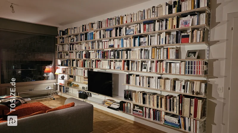 Handgefertigtes Bücherregal aus weißem Birkensperrholz von Didier