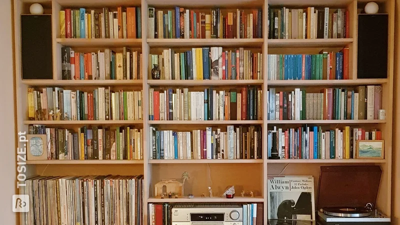 A beautiful wall cupboard made of beech carpentry panels, by Kees