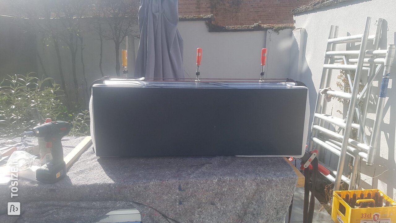 Mobile TV sospeso in MDF color blu, di Freya