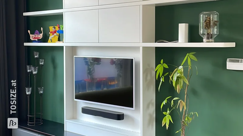 Maßgeschneiderter TV-Schrank mit IKEA-Schränken von Victor