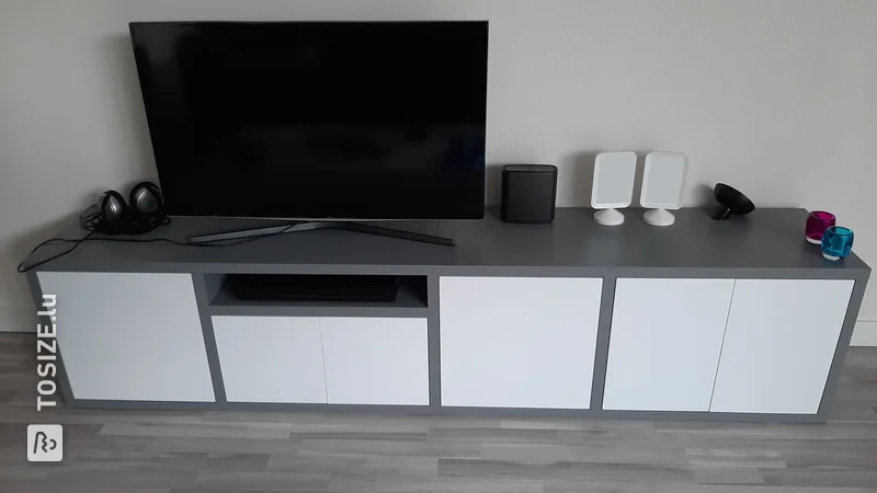 Meuble TV en MDF avec meubles TOSIZE, par Ron