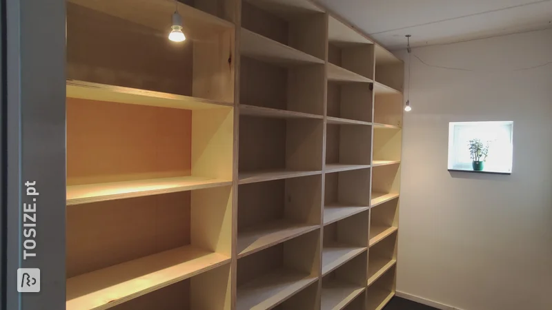 Homemade cupboard wall as a partition with plywood and MDF, by Dies