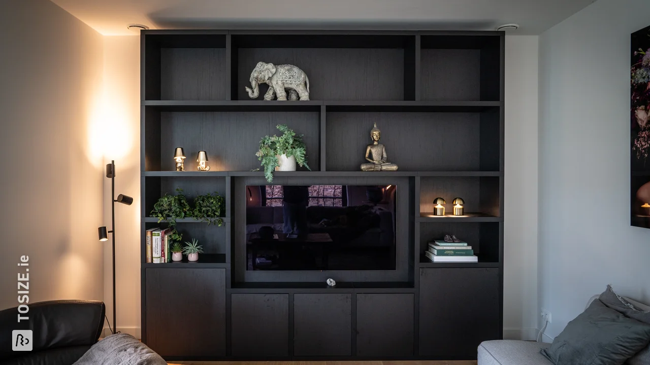 Black oak TV cabinet with TOSIZE Furniture, by Saskia
