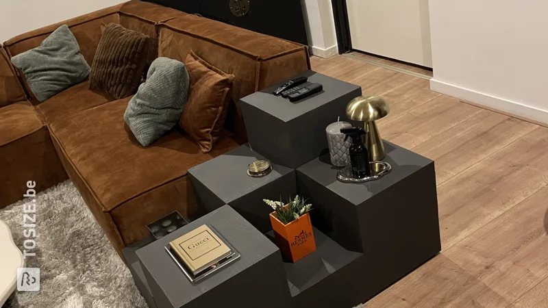 Tables basses créatives et armoires blocs dans votre intérieur, par Steven