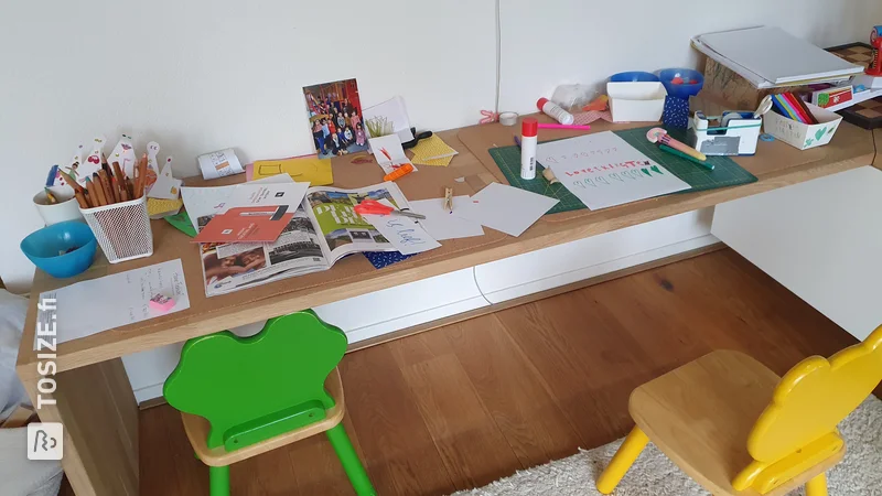 Make your own desk and cupboard for children, by Sjoerd