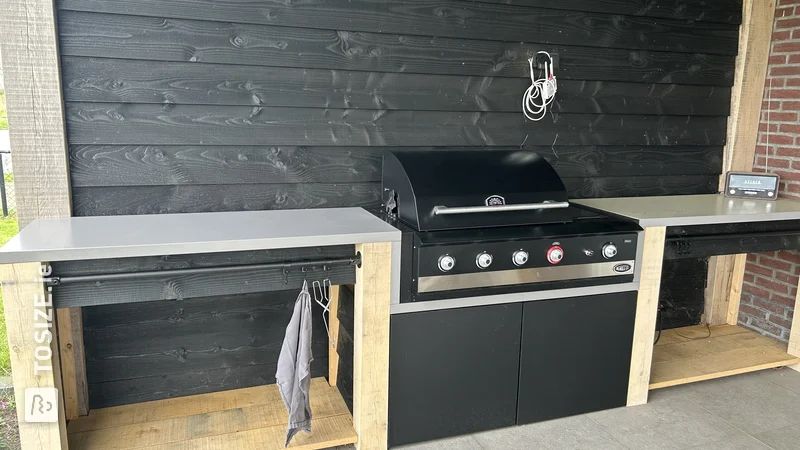 DIY outdoor kitchen with worktop and BBQ, by Jarno