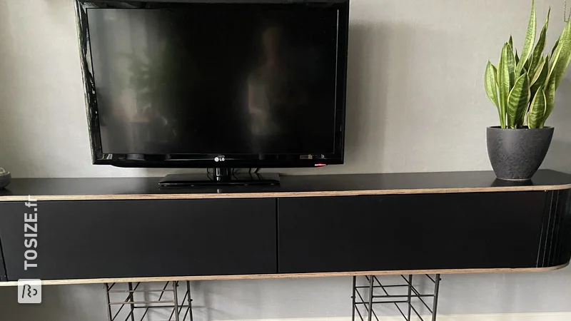 Fabriquer un meuble de télévision unique en contreplaqué de béton : inspiration DIY avec le design de Bianca, par Bianca