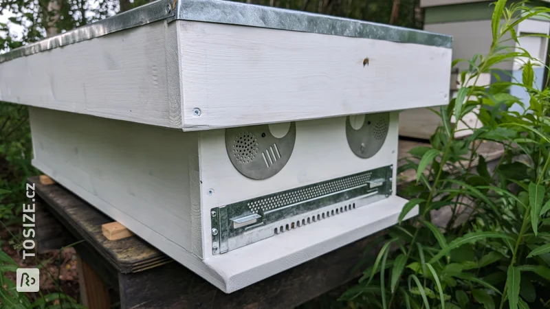 Make your own beehive for the garden, by Jeroen