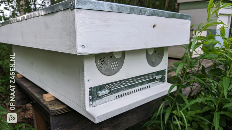 Make your own beehive for the garden, by Jeroen