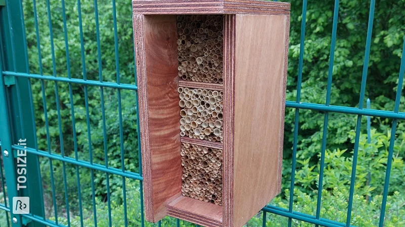 DIY bee hotels made of multiplex and reeds, by Bettina