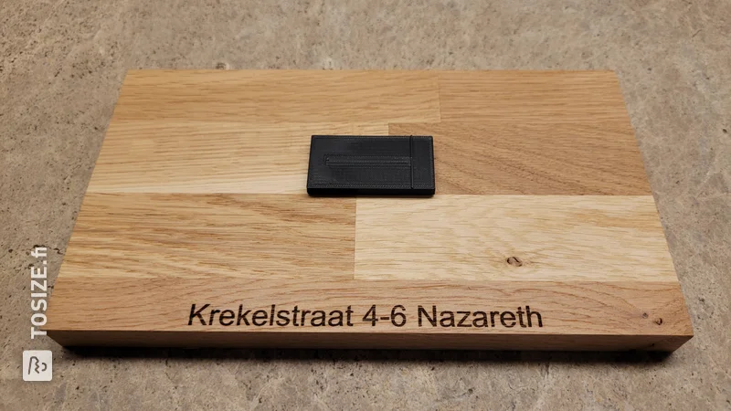 Presentation boards made of oak carpentry panel for 3D printing of buildings, By Dimitri