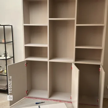 Make your own beige TOSIZE Furniture cupboard with doors, by Stefan