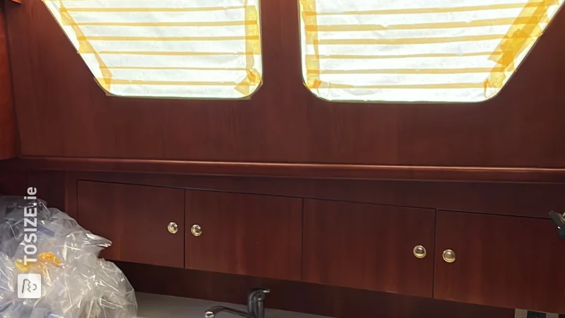 Create attractive interior walls and windows in your boat, by Hylke