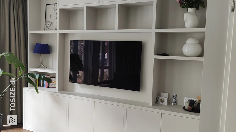 Make your own living room cupboard in limestone color, by Julia