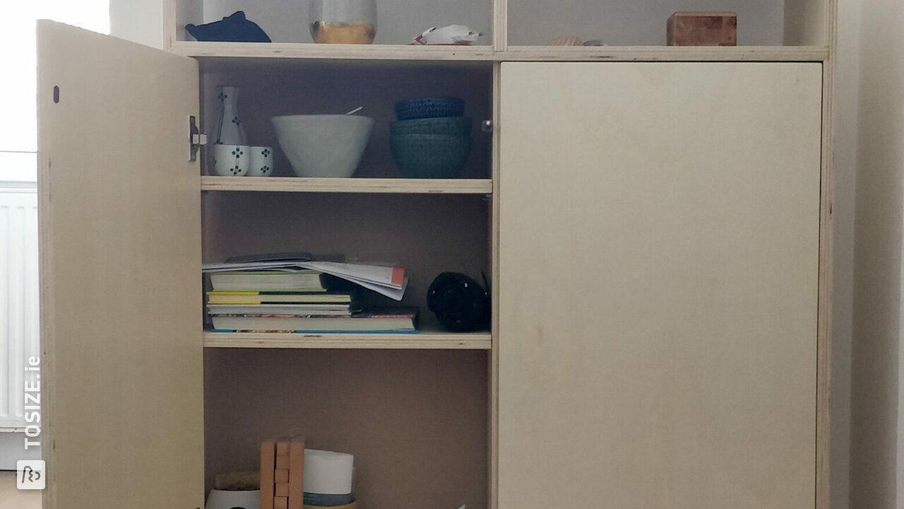 Homemade minimalist cabinet from Multiplex Poplar, by Skander