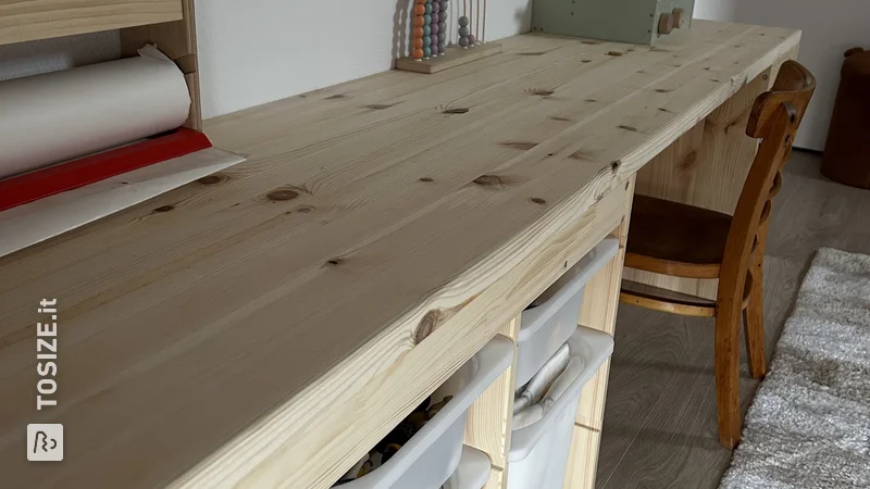 Ikea Hack: crea una scrivania unica per la cameretta dei bambini, di Patrick