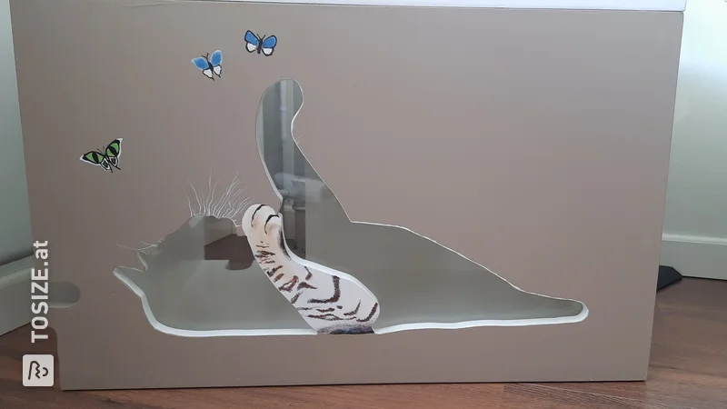 DIY sleeping box for cats with extra seating, by Chantal