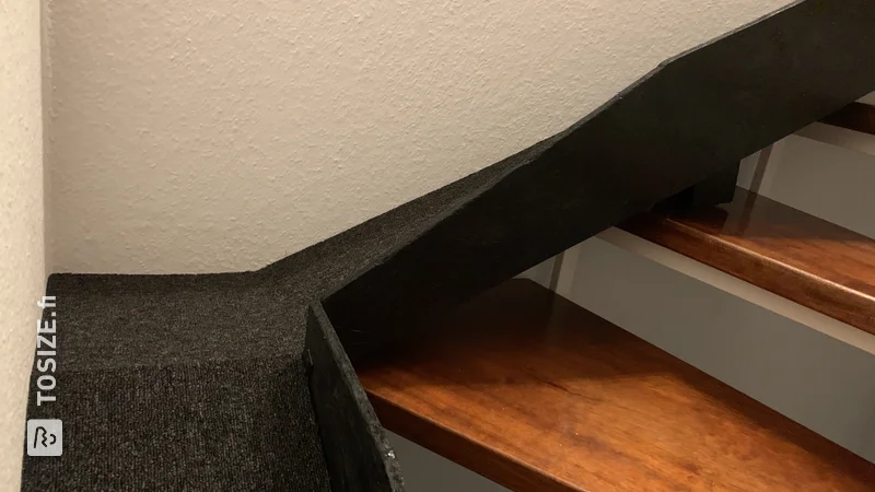 DIY stairs for your pet, by Andre