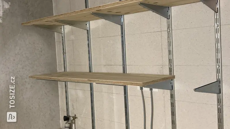 Functional storage space in the laundry room, by Sterre