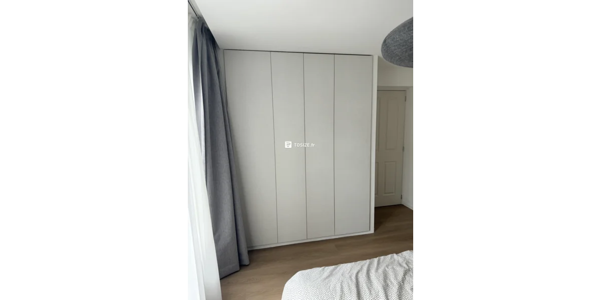 Armoire intégrée avec portes IKEA PAX et MDF sur mesure | TOSIZE.fr