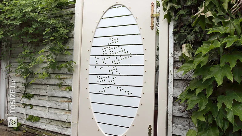 Creative homemade garden gate, by Rolf