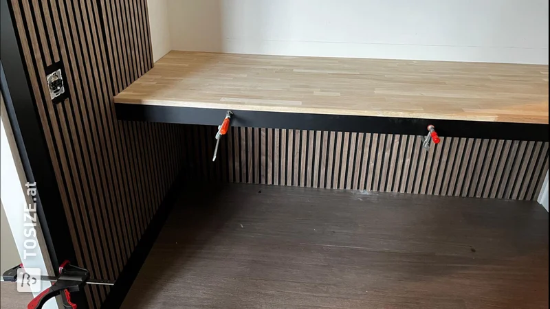 DIY-Schreibtisch aus Eichenholz mit Aku-Panel-Finish, von Daniel