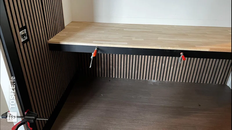 DIY Oak Desk With Aku Panel Finish, by Daniel