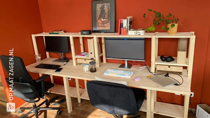 Make your own desk in your study, by Julia