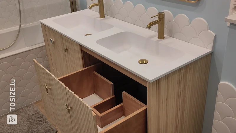 Commode de salle de bain DIY unique en contreplaqué, par Daan