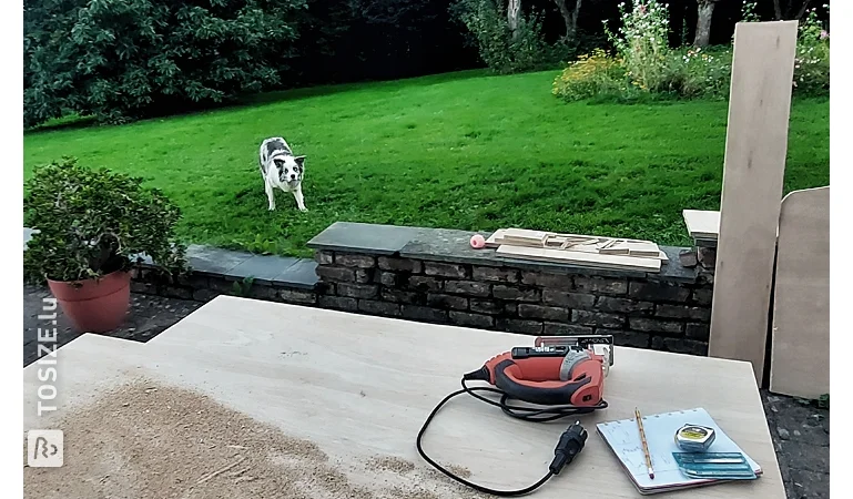 Transformation of a Van with a Wooden Floor, by Francois