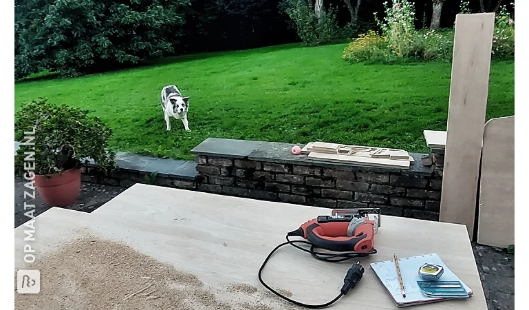 Transformation of a Van with a Wooden Floor, by Francois