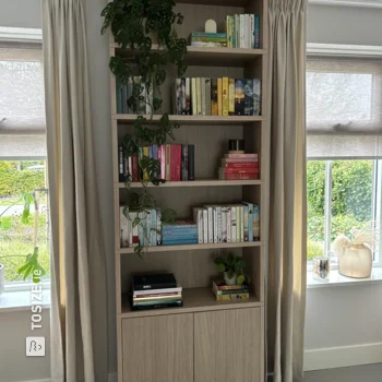 TOSIZE furniture Oak Bookcase, by Brenda