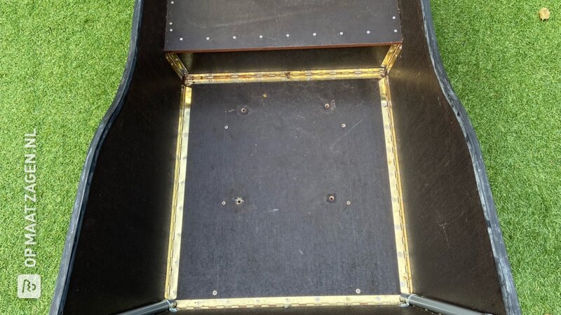 Zelf een nieuwe bak maken voor oude bolderkar van betonplex antislip, door Gert-Jan