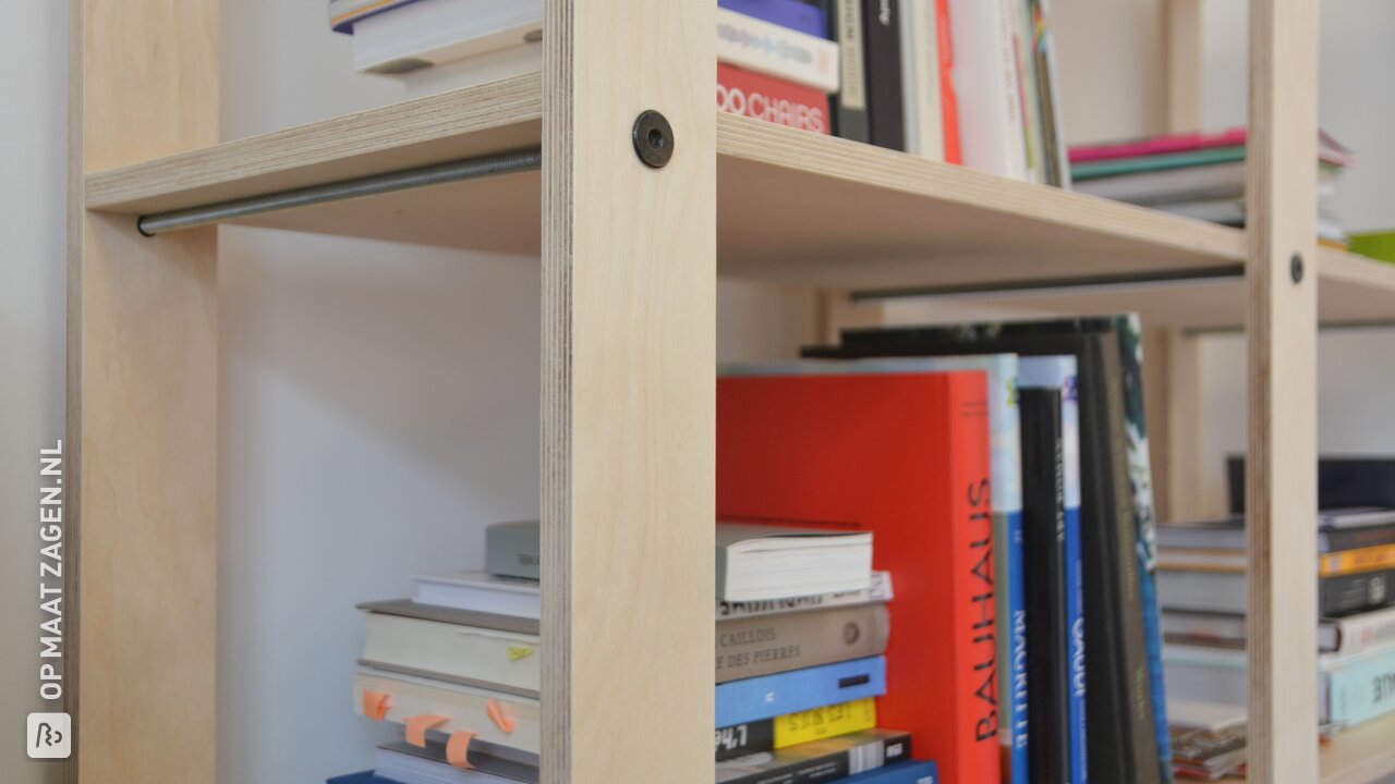 Boekenkast 4 niveaus in CP Birch, door Jean-Christophe