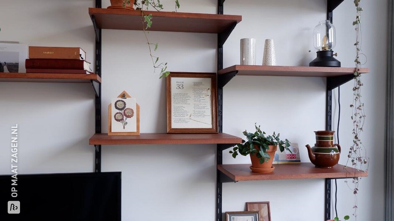 Retro wall cabinet of Oak Lumber Panel, by Thomas