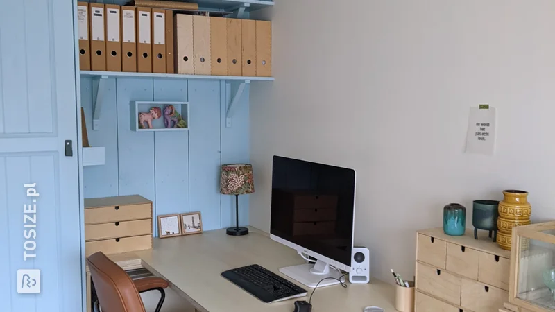 Office with two workplaces and practical storage space, by Femke