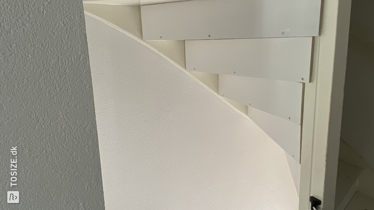 Closing open stairs with plywood, by Michel