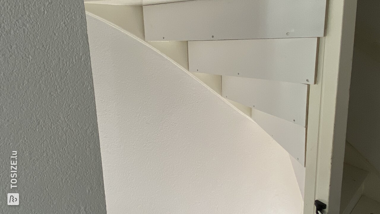 Closing open stairs with plywood, by Michel